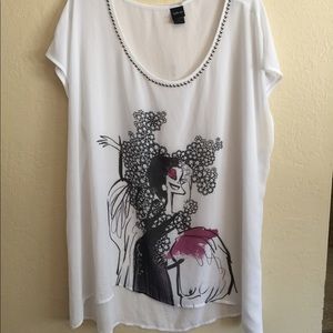 Disney artsy Cruella de Vil loose fitting tunic